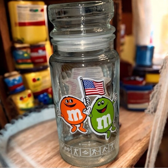 🏡VINTAGE 1980 M&M's GLASS LA OLYMPIC COMMITTEE JAR - Picture 1 of 7